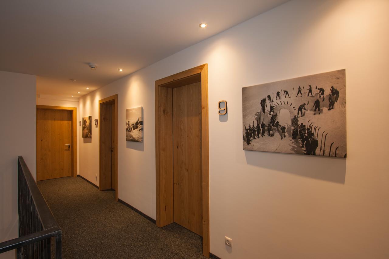 Hotel Haus Sattelblick Sankt Anton am Arlberg Exterior foto