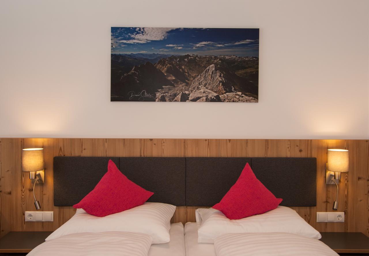 Hotel Haus Sattelblick Sankt Anton am Arlberg Exterior foto